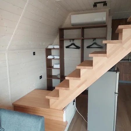 Zatyshnyy Dvoryk затишний дворик Apartament Kołomyja